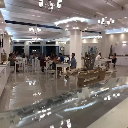 فندق Naxian Emerald 4*